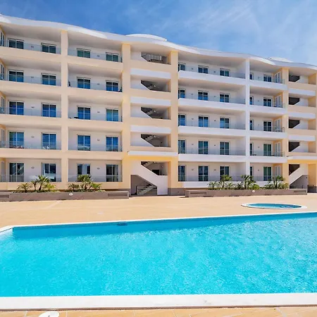 Marina View 7 With Pool By Homing * Lagos