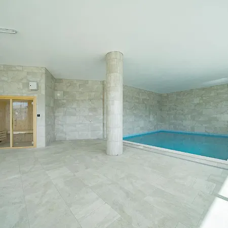 Marina View 7 With Pool By Homing *