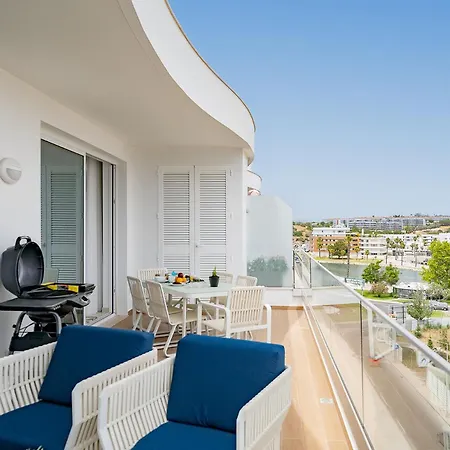 Апартаменты Marina View 7 With Pool By Homing *
